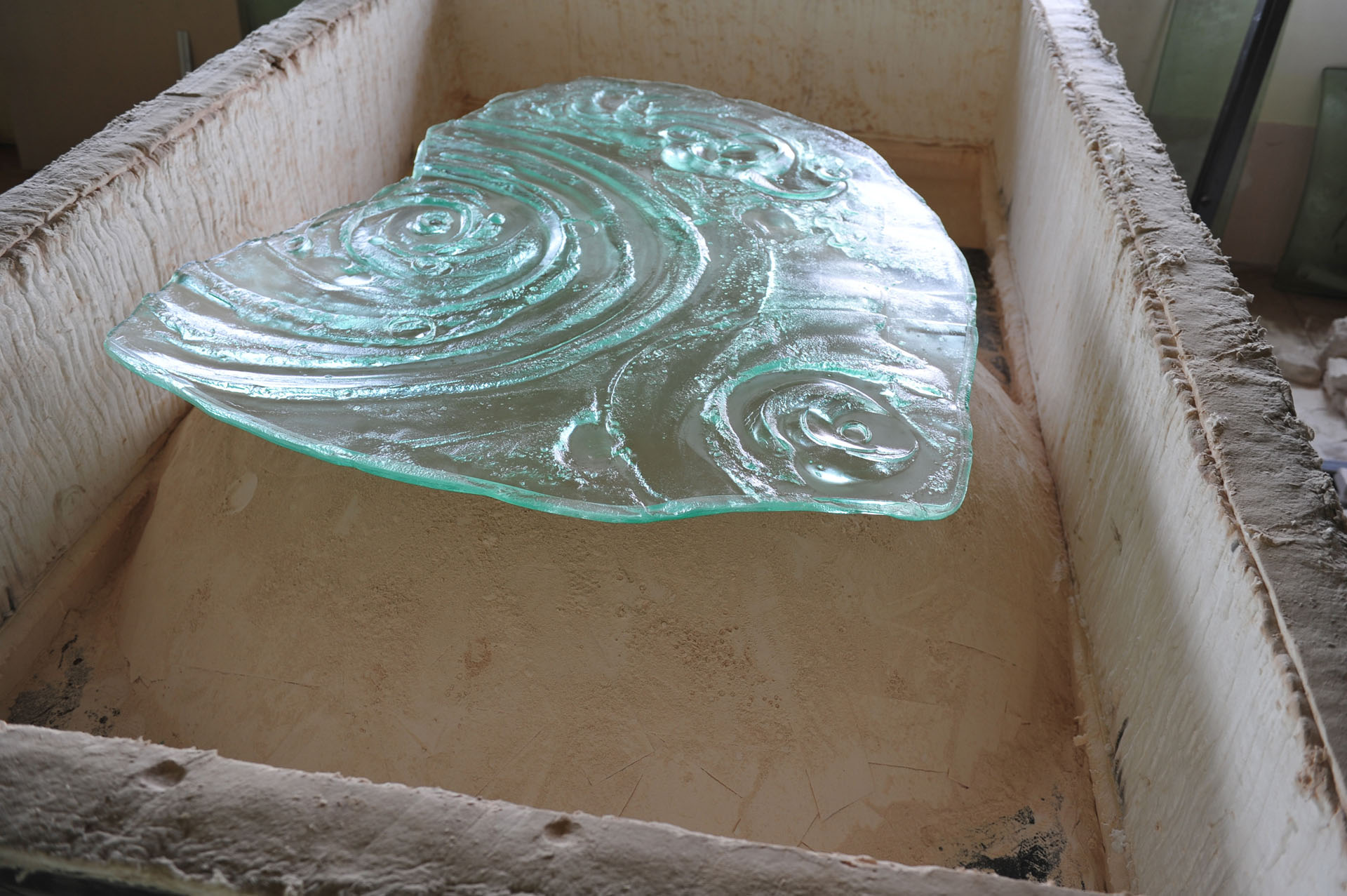 Artistic glass by Archiglass, Tomasz Urbanowicz, Creation Process, The Big Bang at Bialystok University Campus, Bialystok, Poland