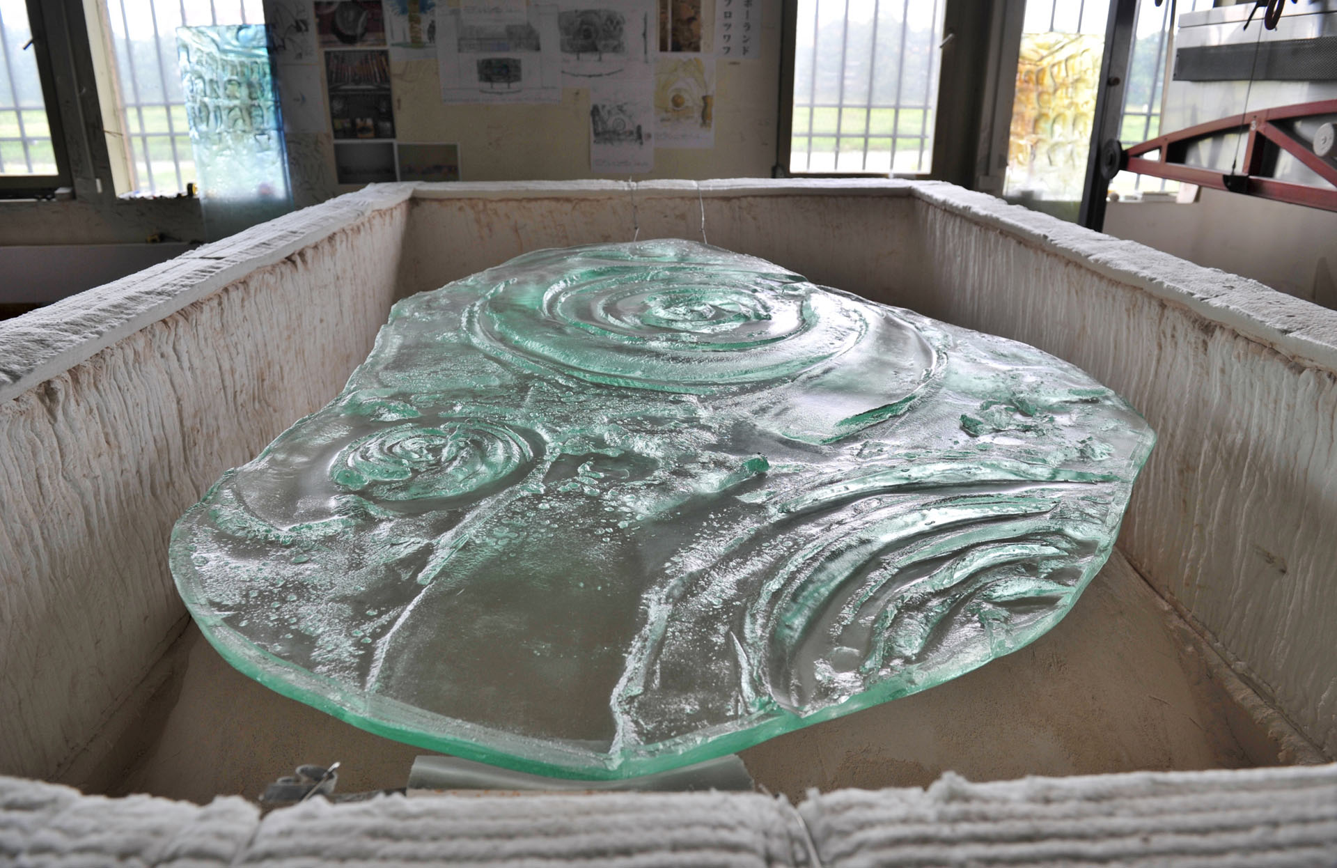 Artistic glass by Archiglass, Tomasz Urbanowicz, Creation Process, The Big Bang at Bialystok University Campus, Bialystok, Poland