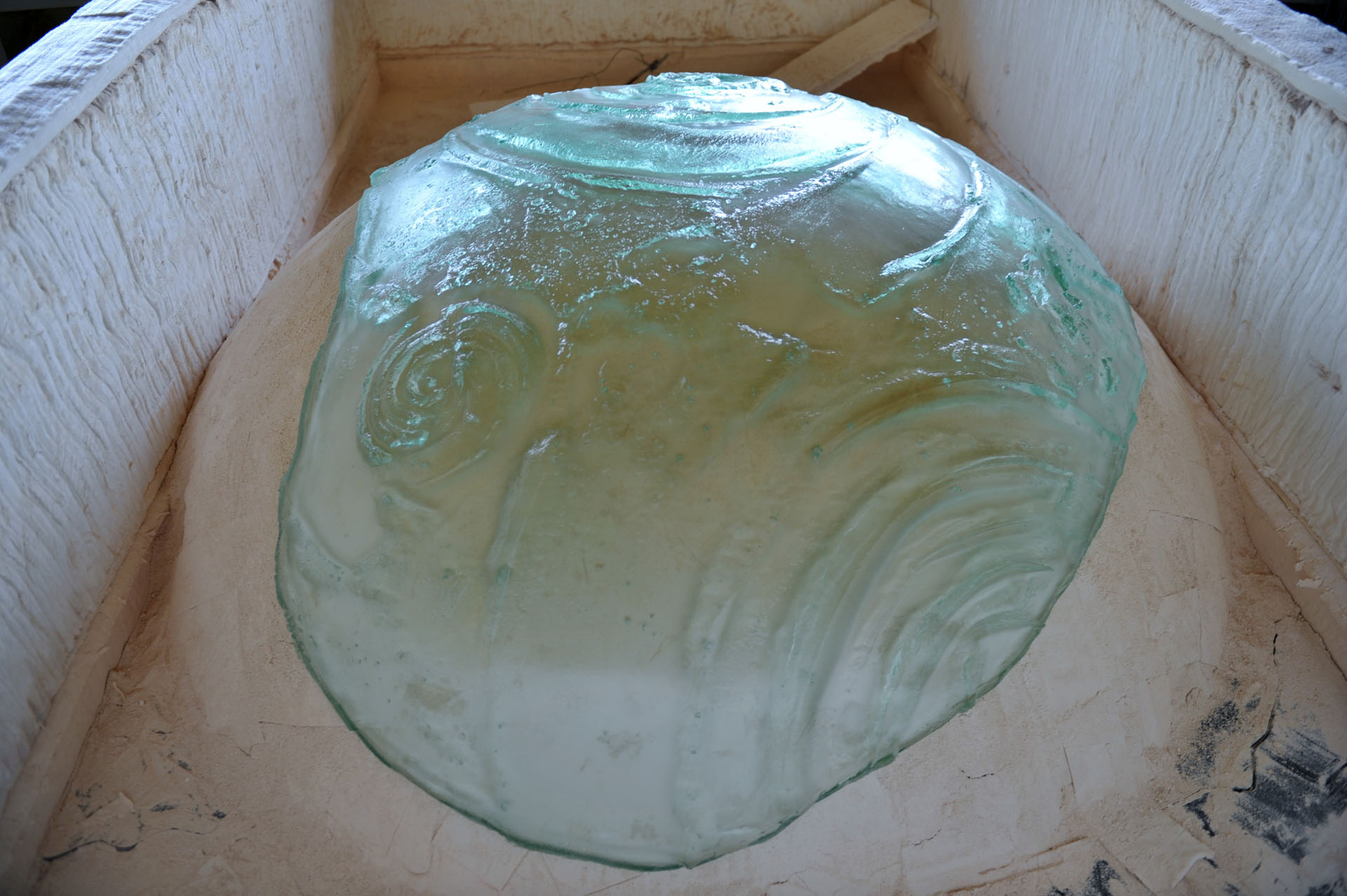 Artistic glass by Archiglass, Tomasz Urbanowicz, Creation Process, The Big Bang at Bialystok University Campus, Bialystok, Poland