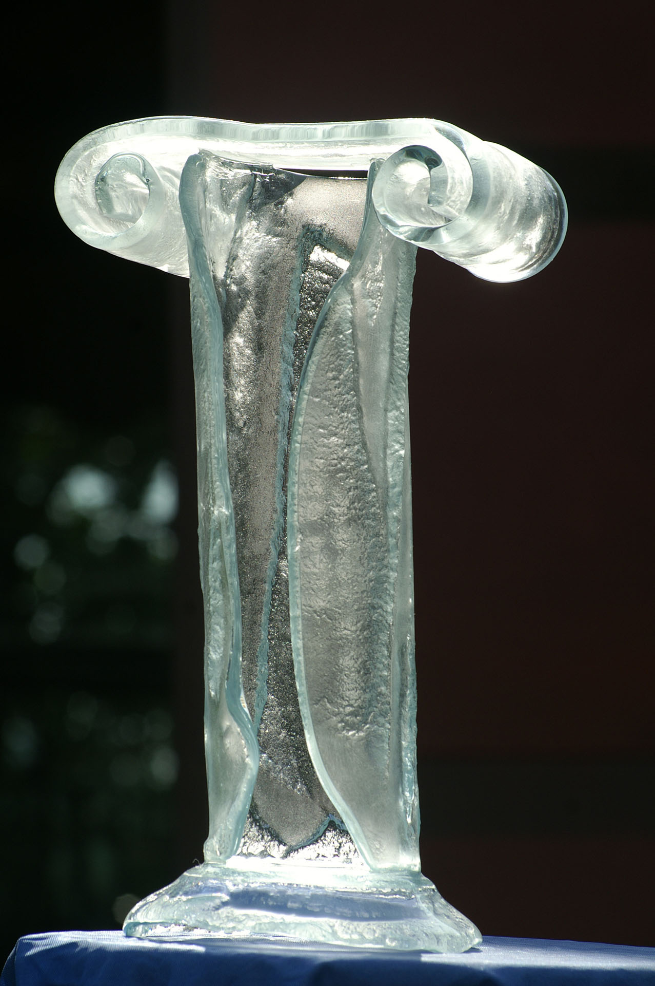 Sculpture Column Archiglass by Urbanowicz Architectural Glass Art